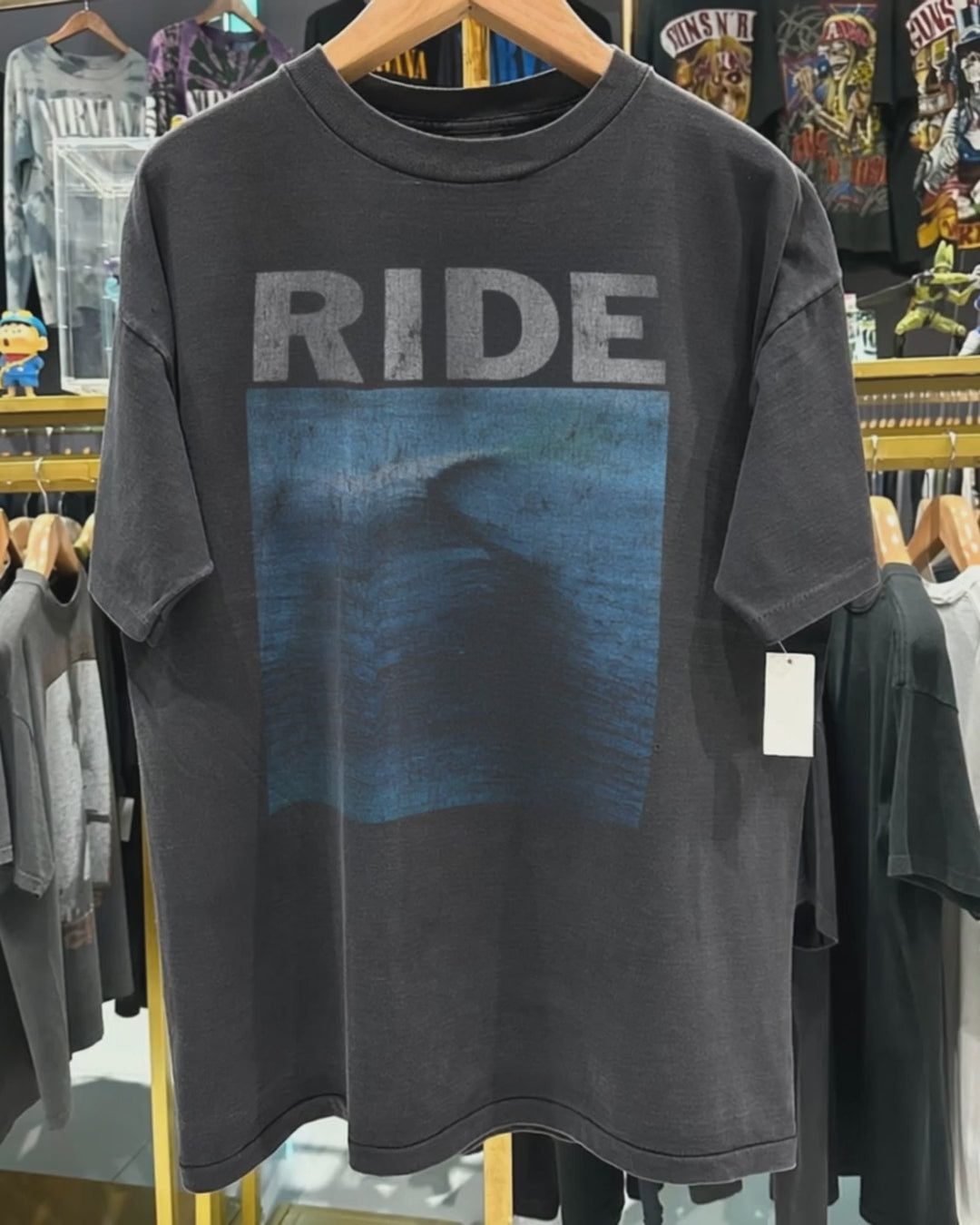 Ride Shoegaze 80s-90s Rare Grail Washed Black T-Shirt product video [GB-DPA:b516dfce1e00]