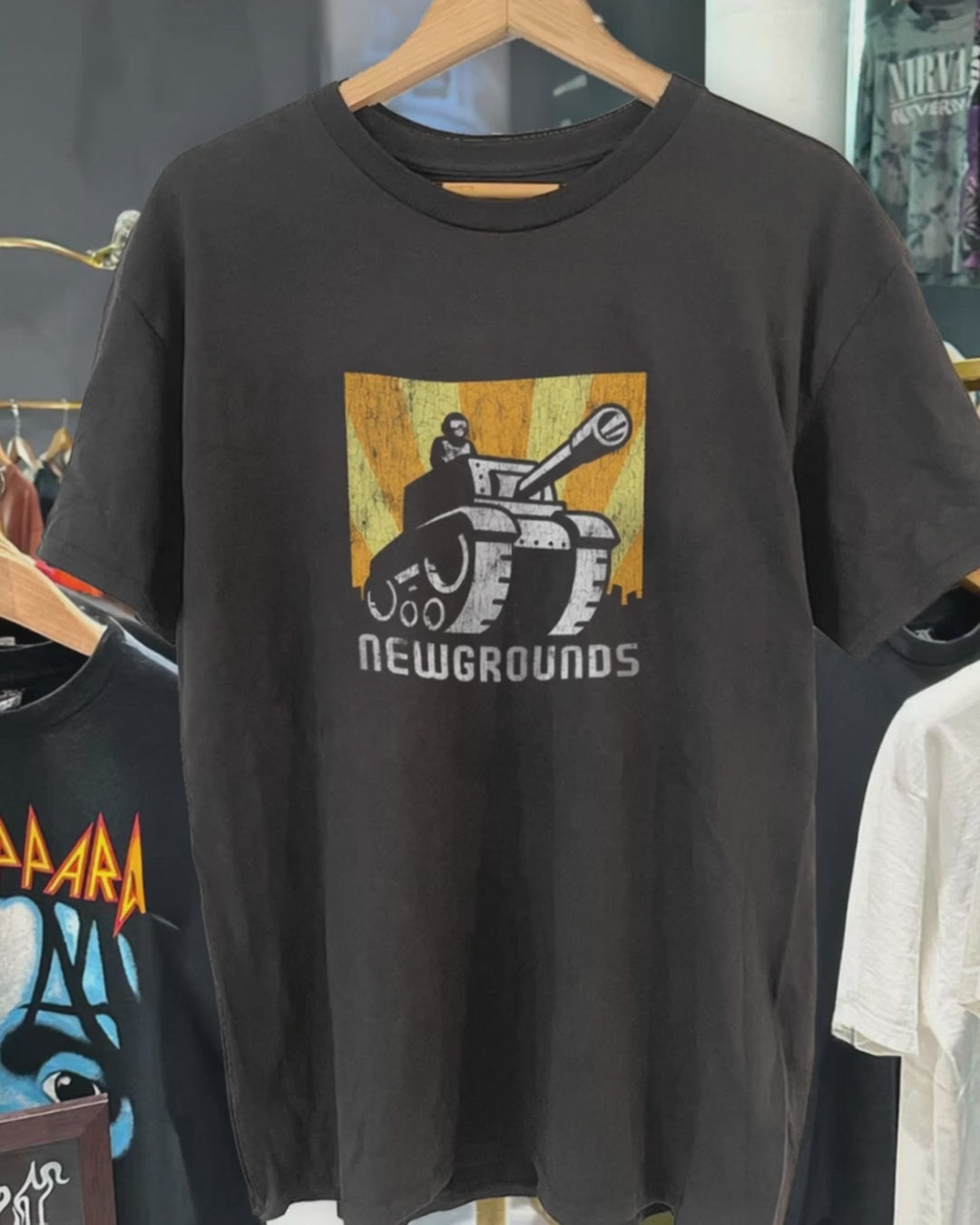 Newground'S 90's-00's Promo Rare Vintage Washed Black T-Shirt product video [GB-DPA:053172e41def]