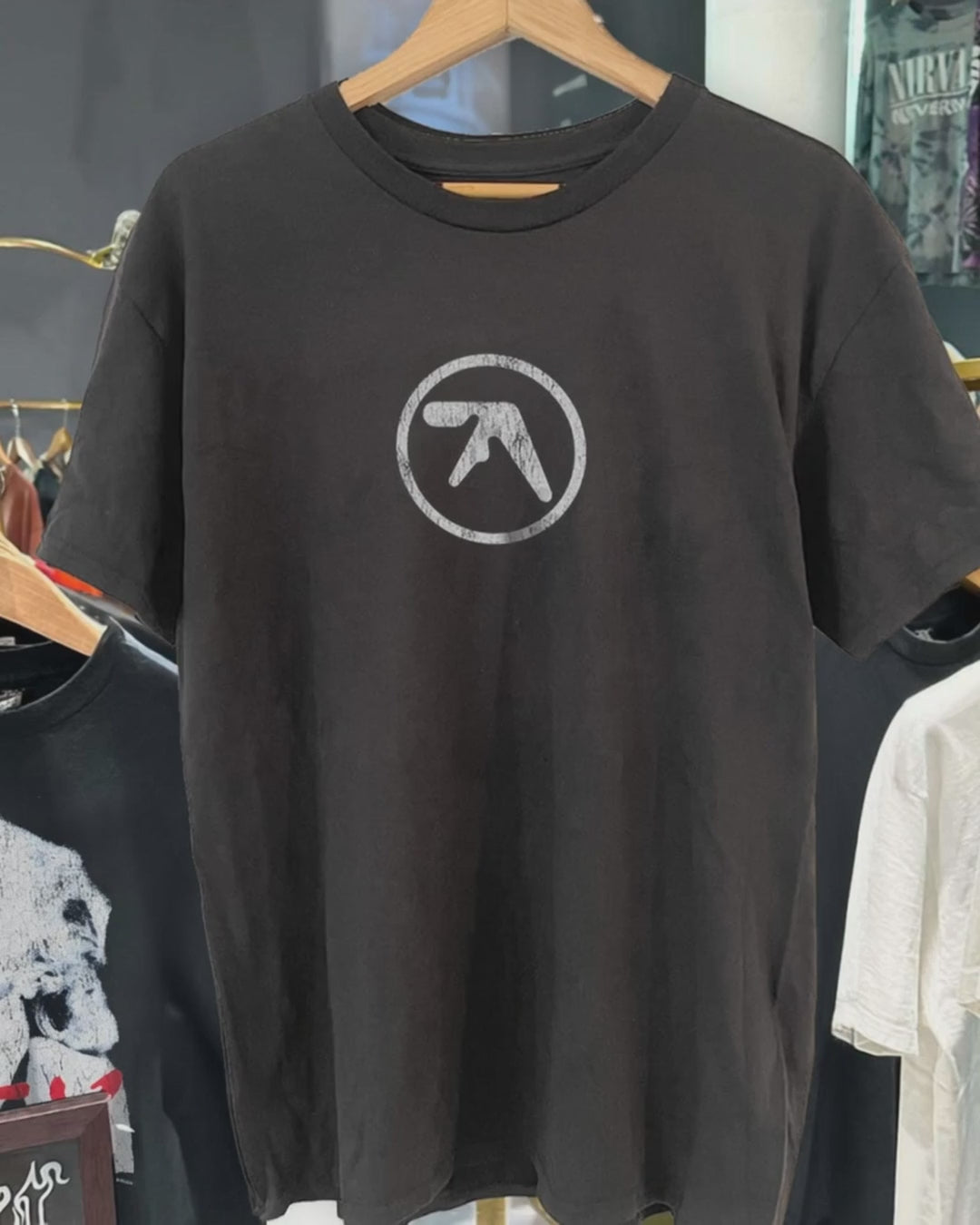 Apex Twin Mid 00's Grail Vintage Washed Black T-Shirt product video [GB-DPA:102016332d5d]