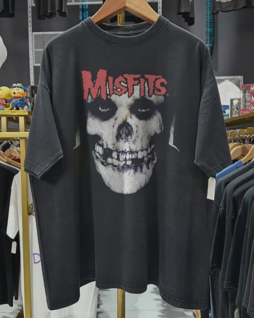 95 Misfits Cyclopian Music Rare Washed Black T-Shirt product video [GB-DPA:5f98d2ab5801]
