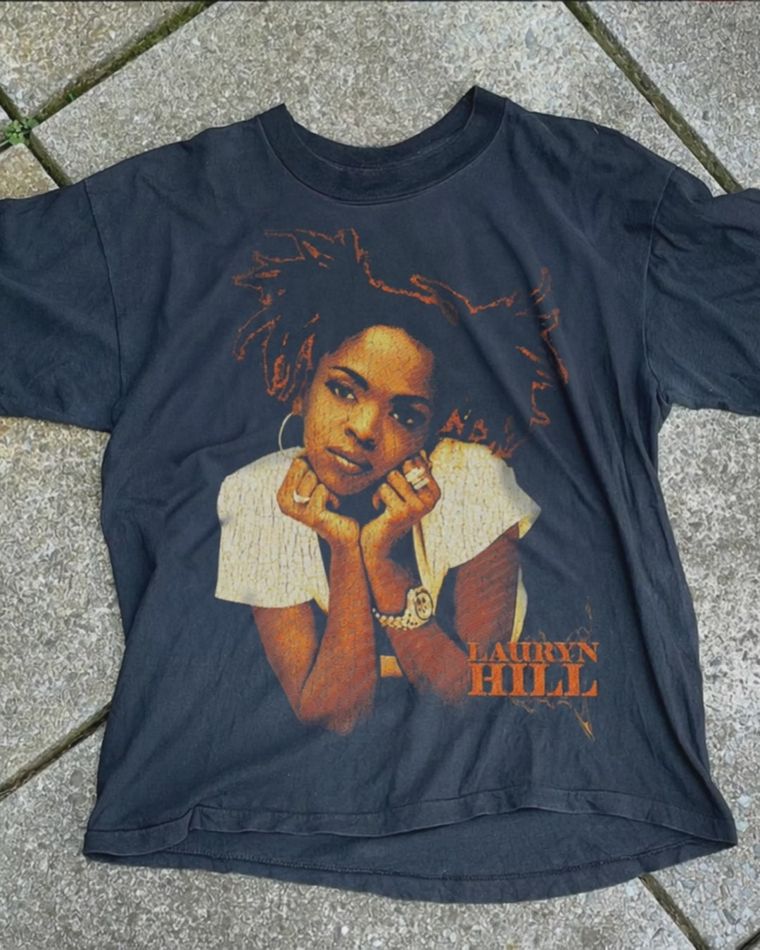 Lauryn Hill - Miseducation Tour 1999 - Washed Black T-Shirt product video [GB-DPA:f400f08cead1]