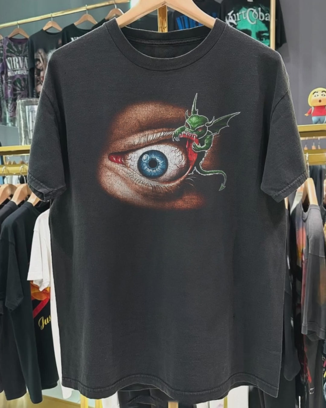Halloween Horror Nights VII *Rare* 1997 Vintage Washed Black T-Shirt product video [GB-DPA:5c6ed9a99ced]