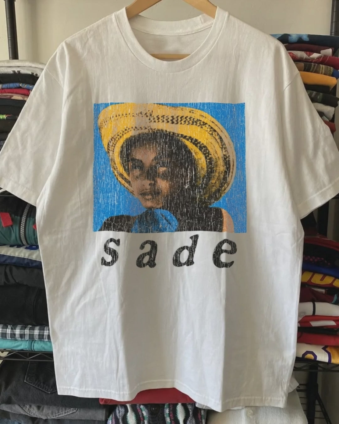 Sade Washed White Tee product video [GB-DPA:ed68f297e29b]